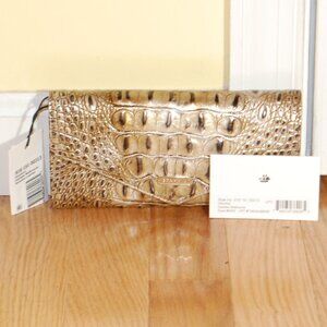NWT Brahmin Veronica Cashew Melbourne Wallet